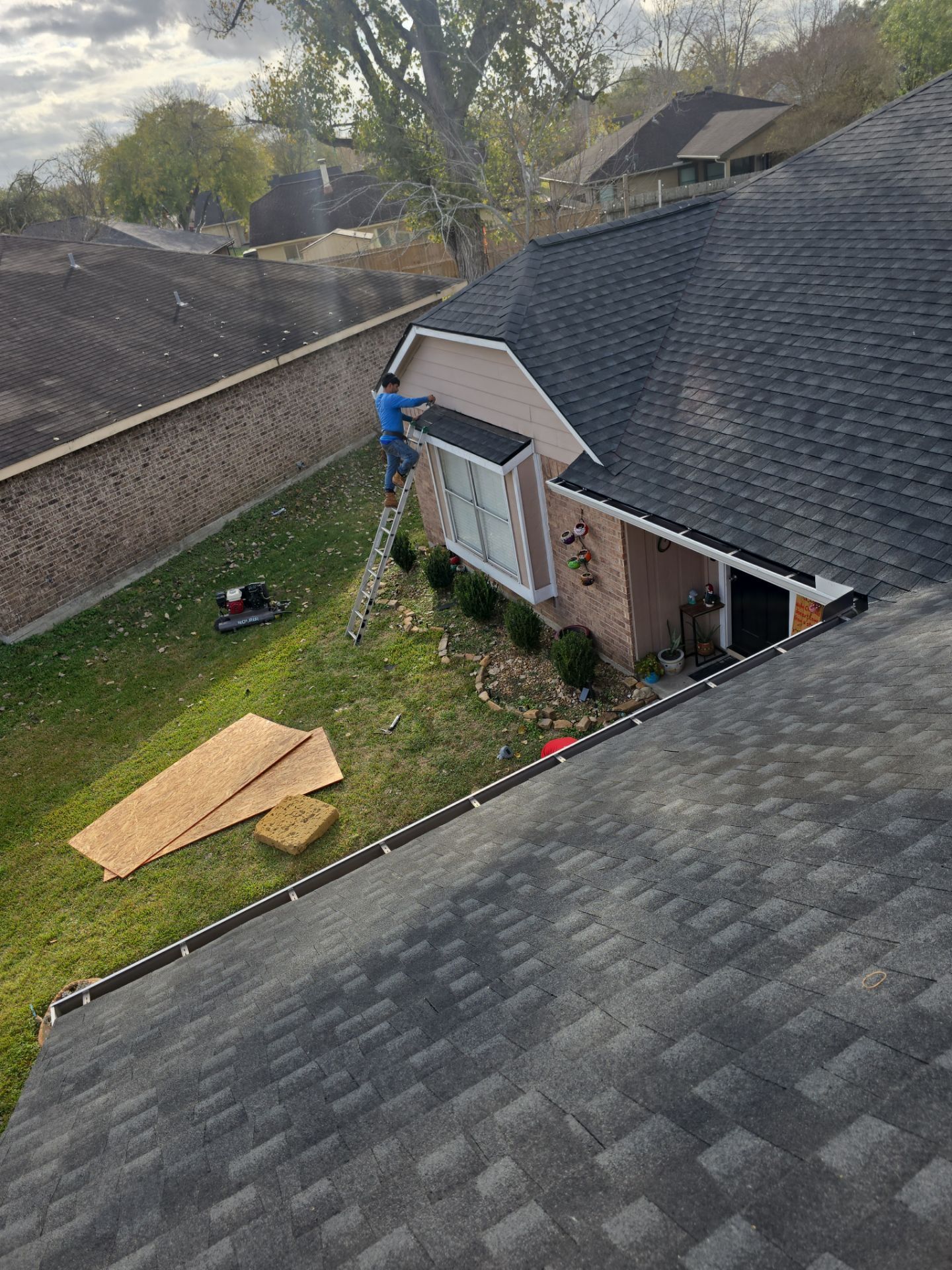 Roof Replacement in Heritage Park, Friendswood TX by Roof Repair Company