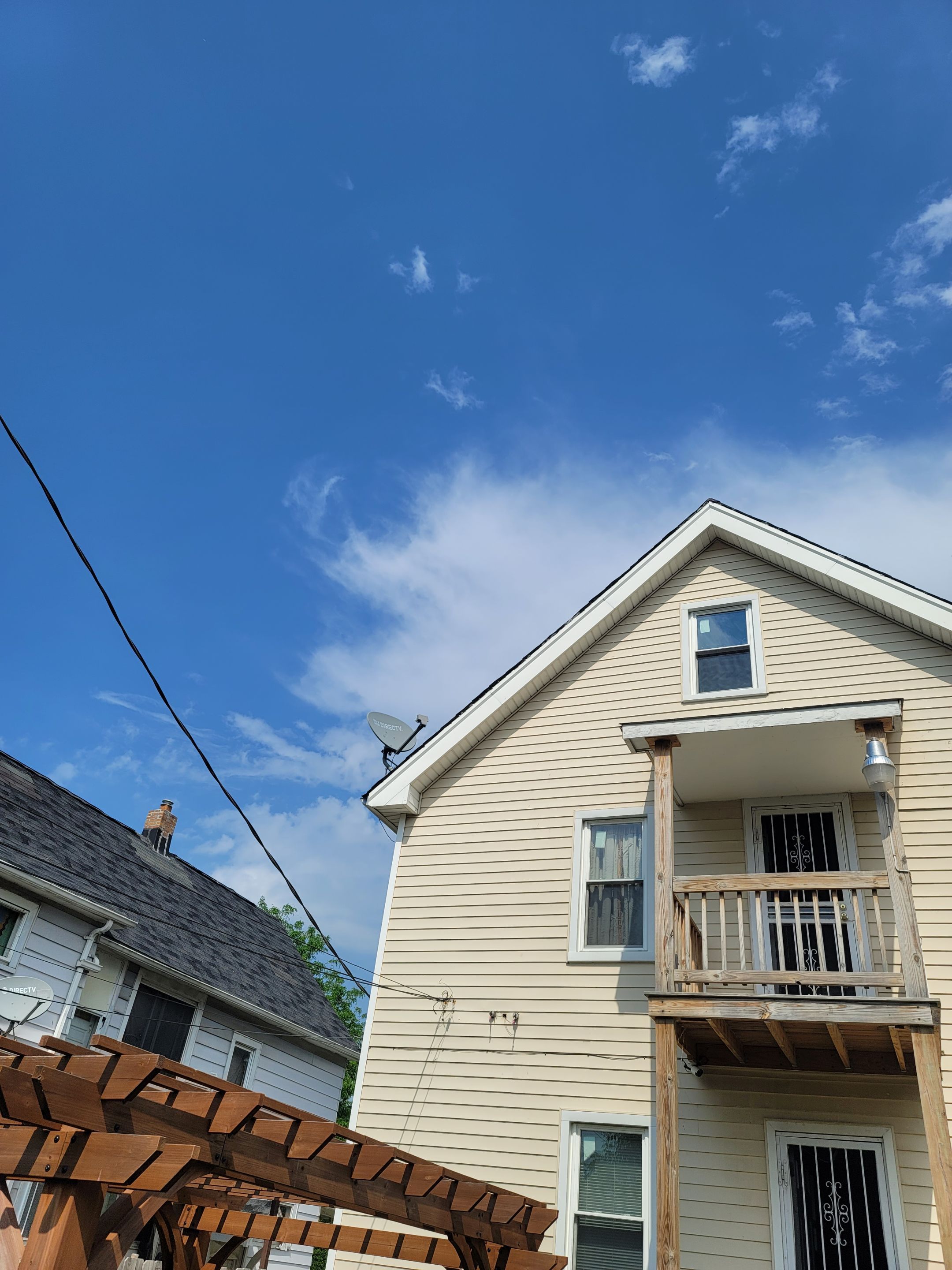 Atlas Pinnacle Pristine Scotchgard: Black Drip Edge: White by Eagle Eye Roofing