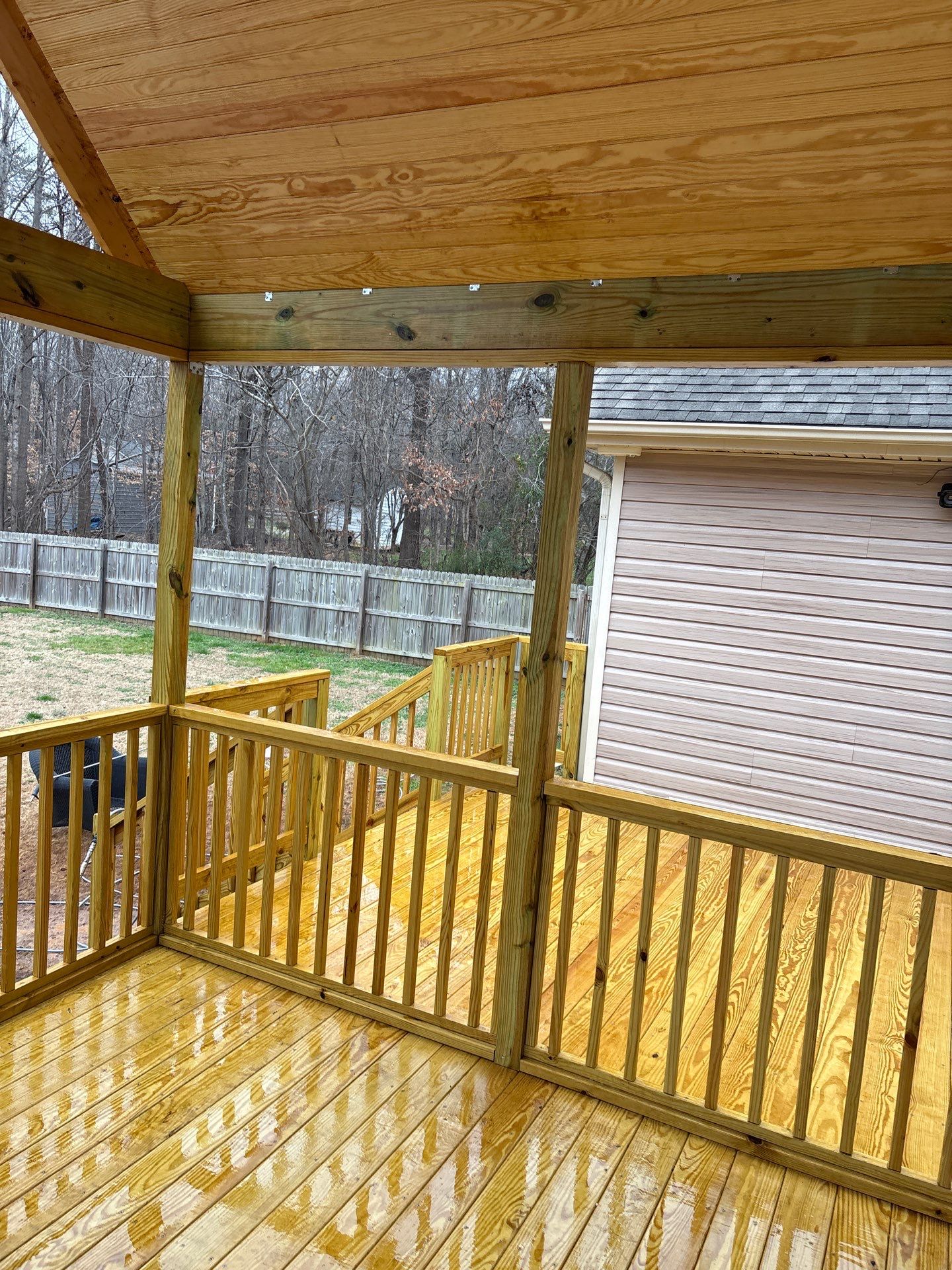 Wood Deck using Wood Sealant by DuraSeal