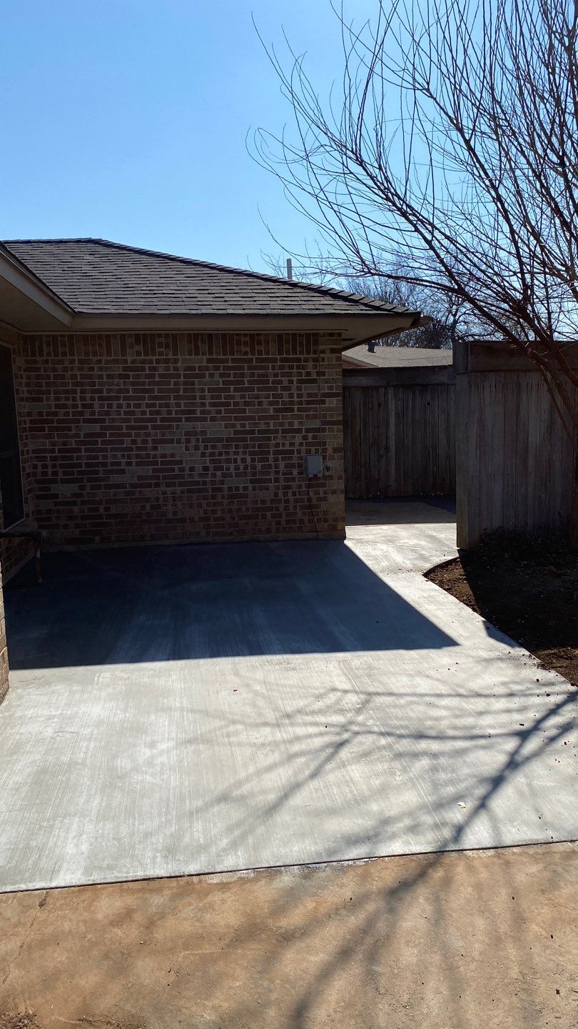 Concrete Patio by Clays Services Inc