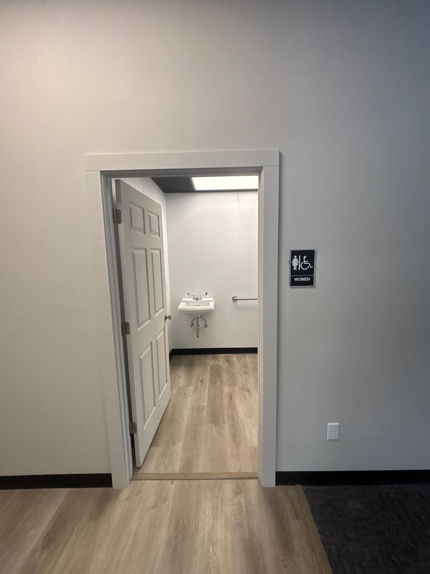 Full Office Build by Case Construction
