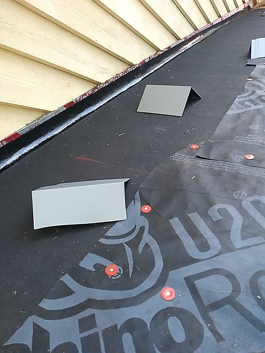 Residential Roofing Installation using Owens Corning® Oakridge Onyx Black by Indigo State Roofing