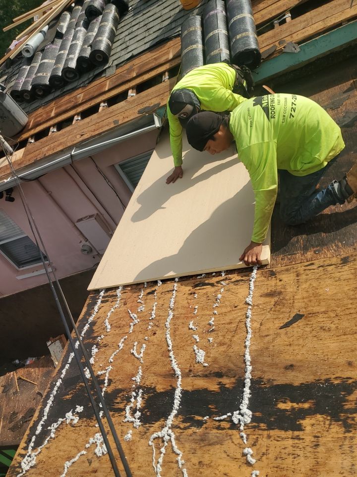 Project in St. Petersburg 33710 by Mitchell Roofing Company LLC 