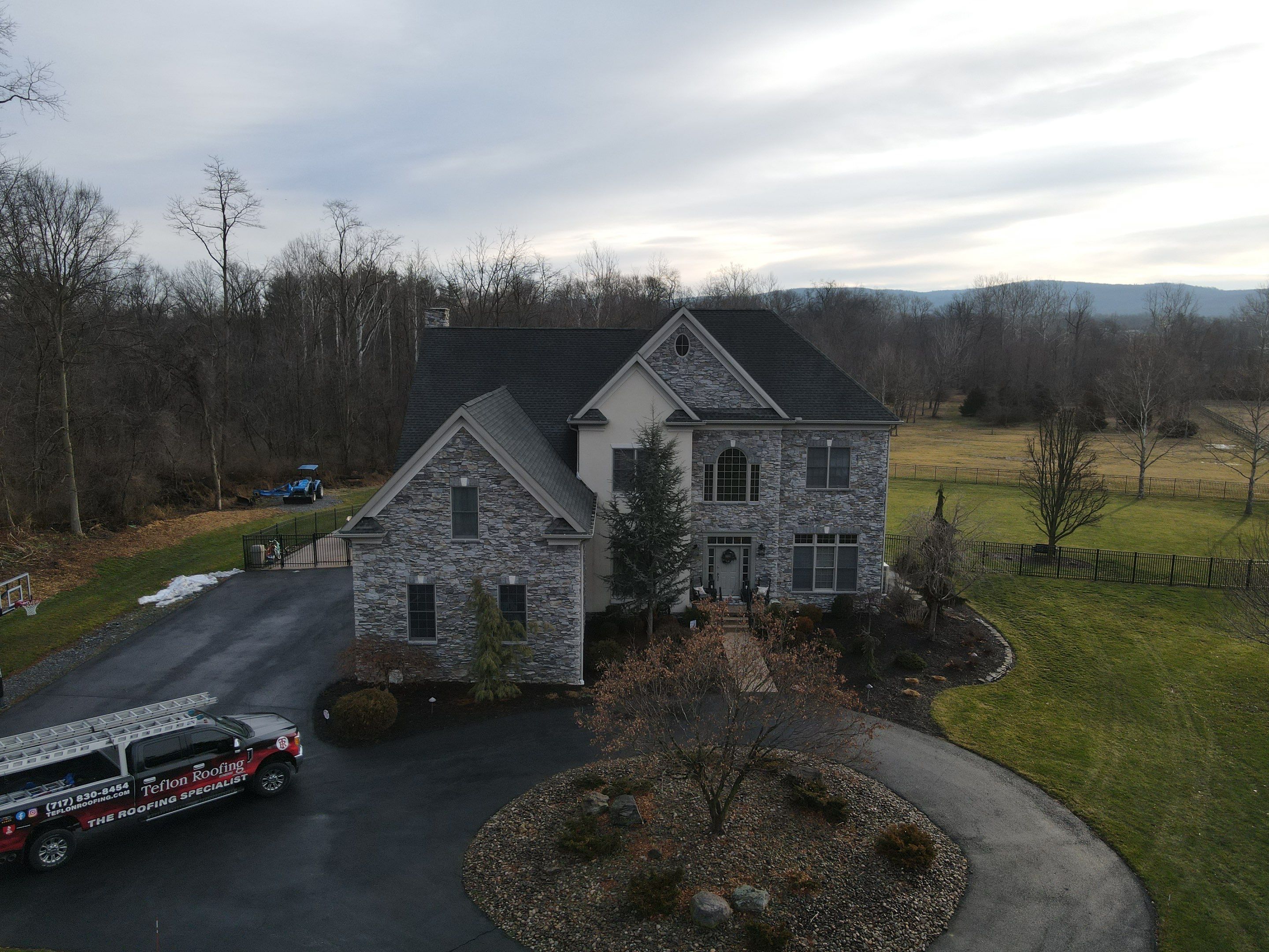 Residential Roofing Installation using Gaf Hdz Architectural Shingle by Teflon Roofing