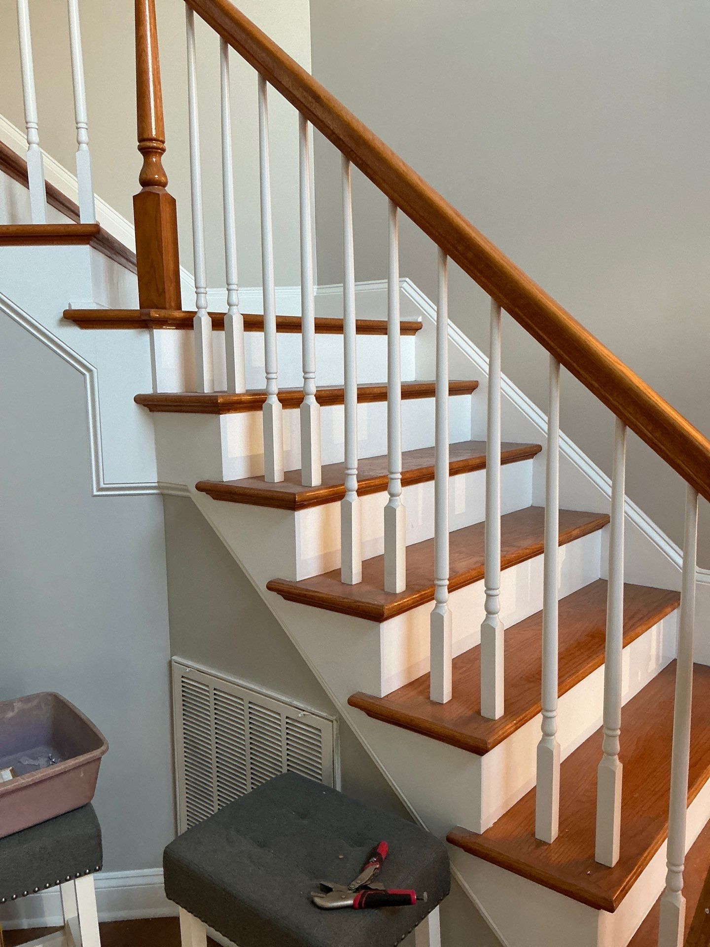 Inteiro painting and Cabineted painting by GonzalezPainters & Contractors Inc 
