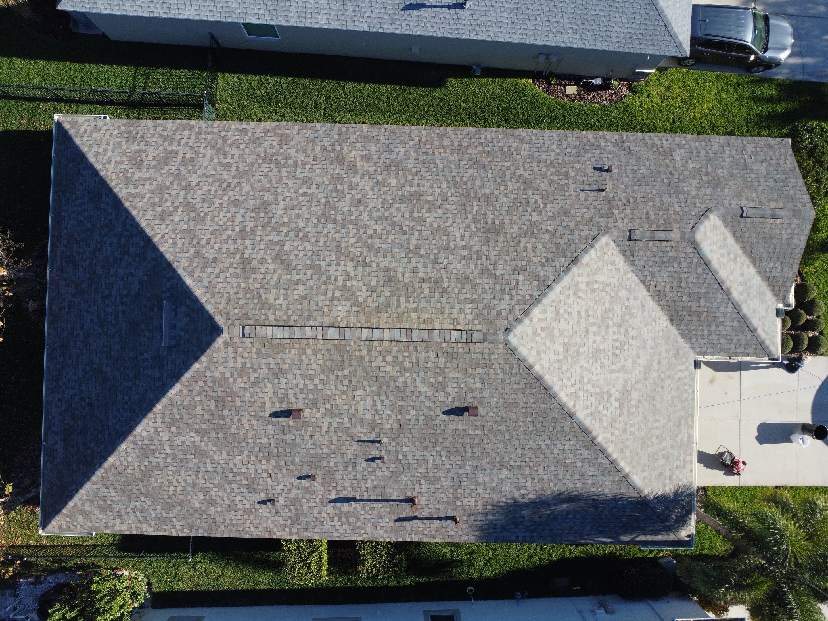 Roof replacement in Apollo Beach, FL by Steadfast Roofing 