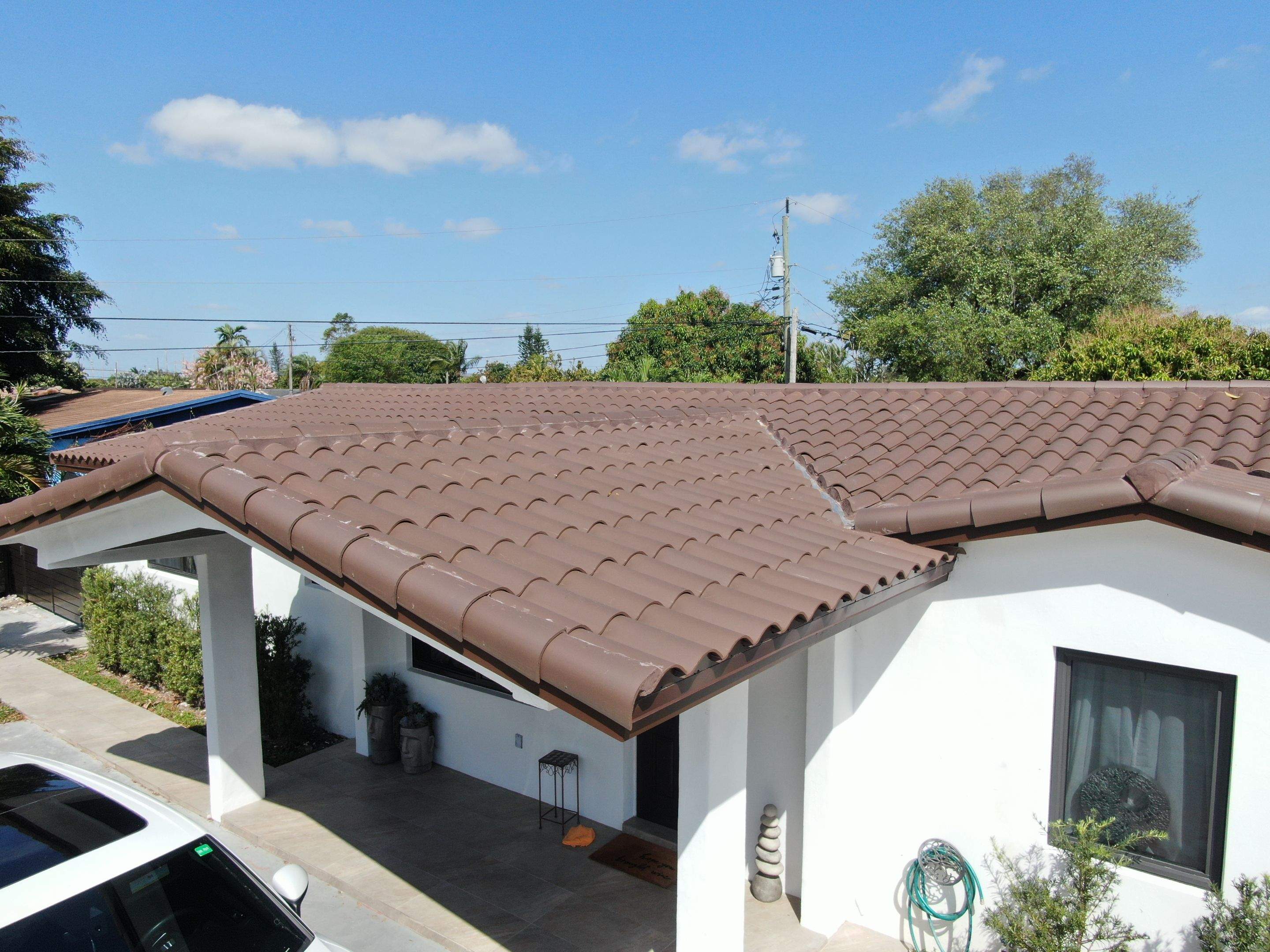 Verea Spanish S - Graphite Color by Istueta Roofing