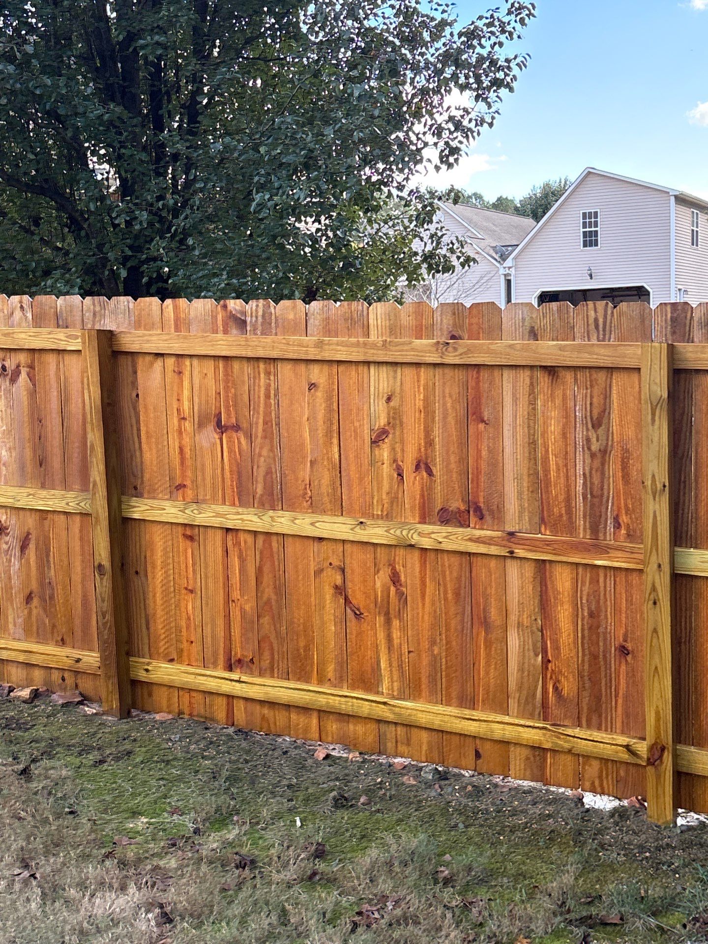 Wood Fence using Wood Sealant by DuraSeal