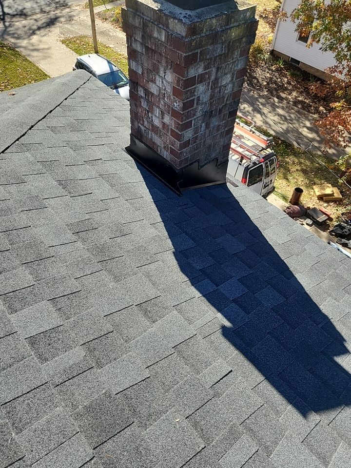 ATLAS PINNACLE COLOR: SCOTCHGARD BLACK SHADOW DRIP EDGE: WHITE by Eagle Eye Roofing