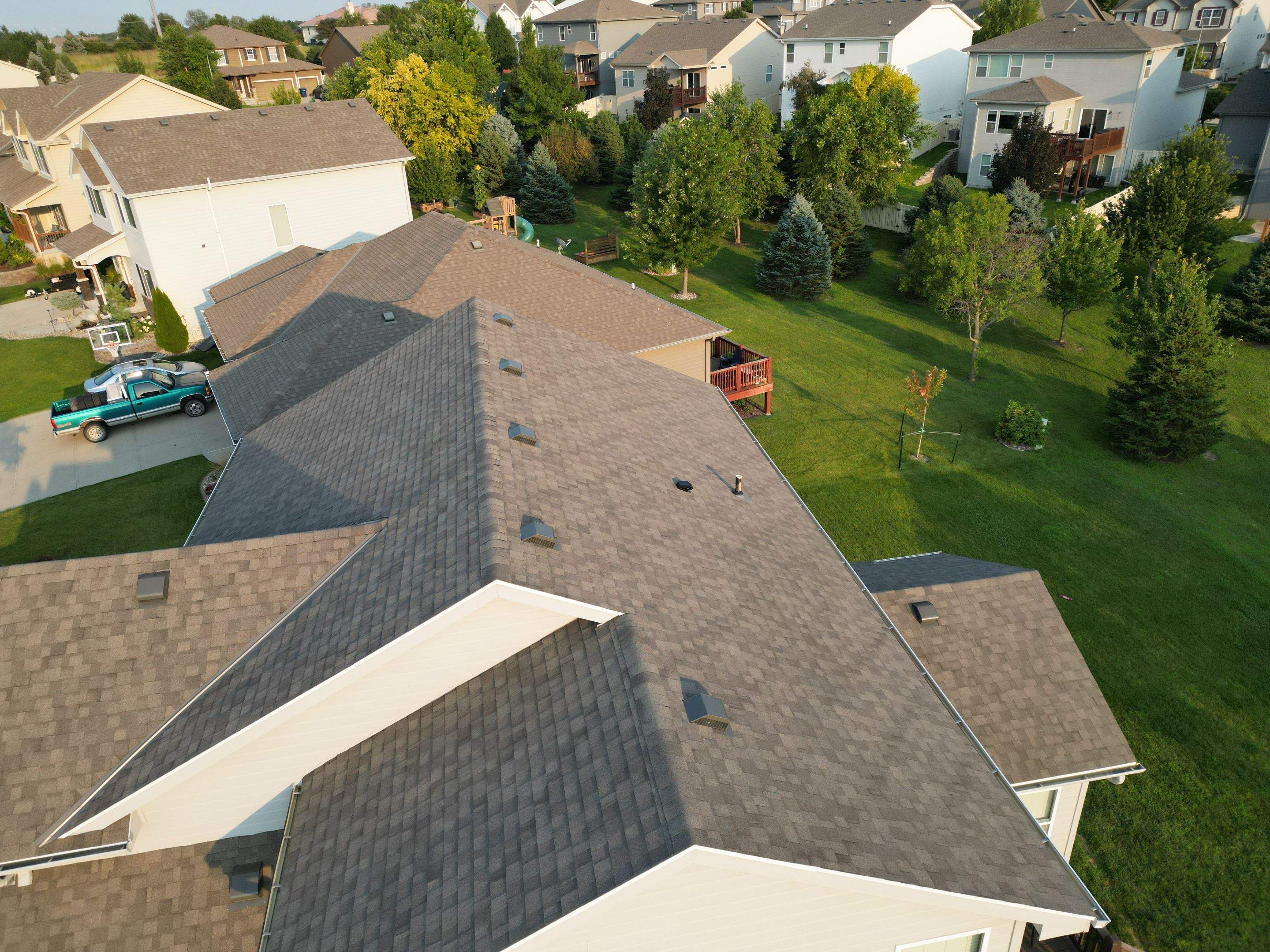 Nebraska Roof and Gutters by Lightning Exteriors