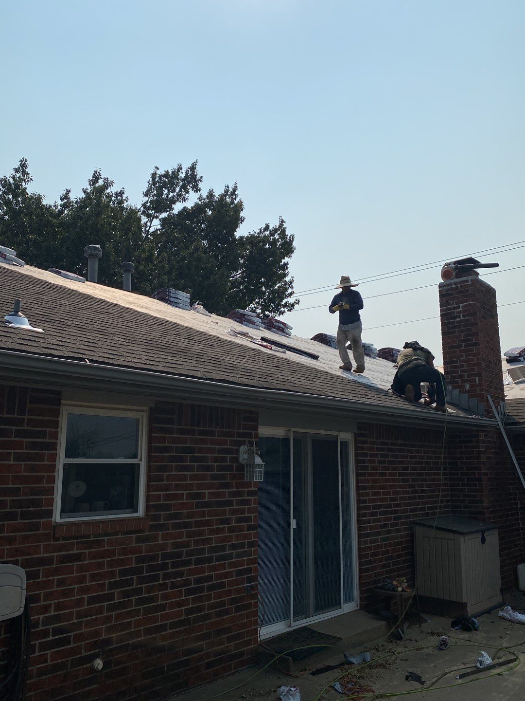 GAF - Weatherwood by Frontline Roofing and Construction