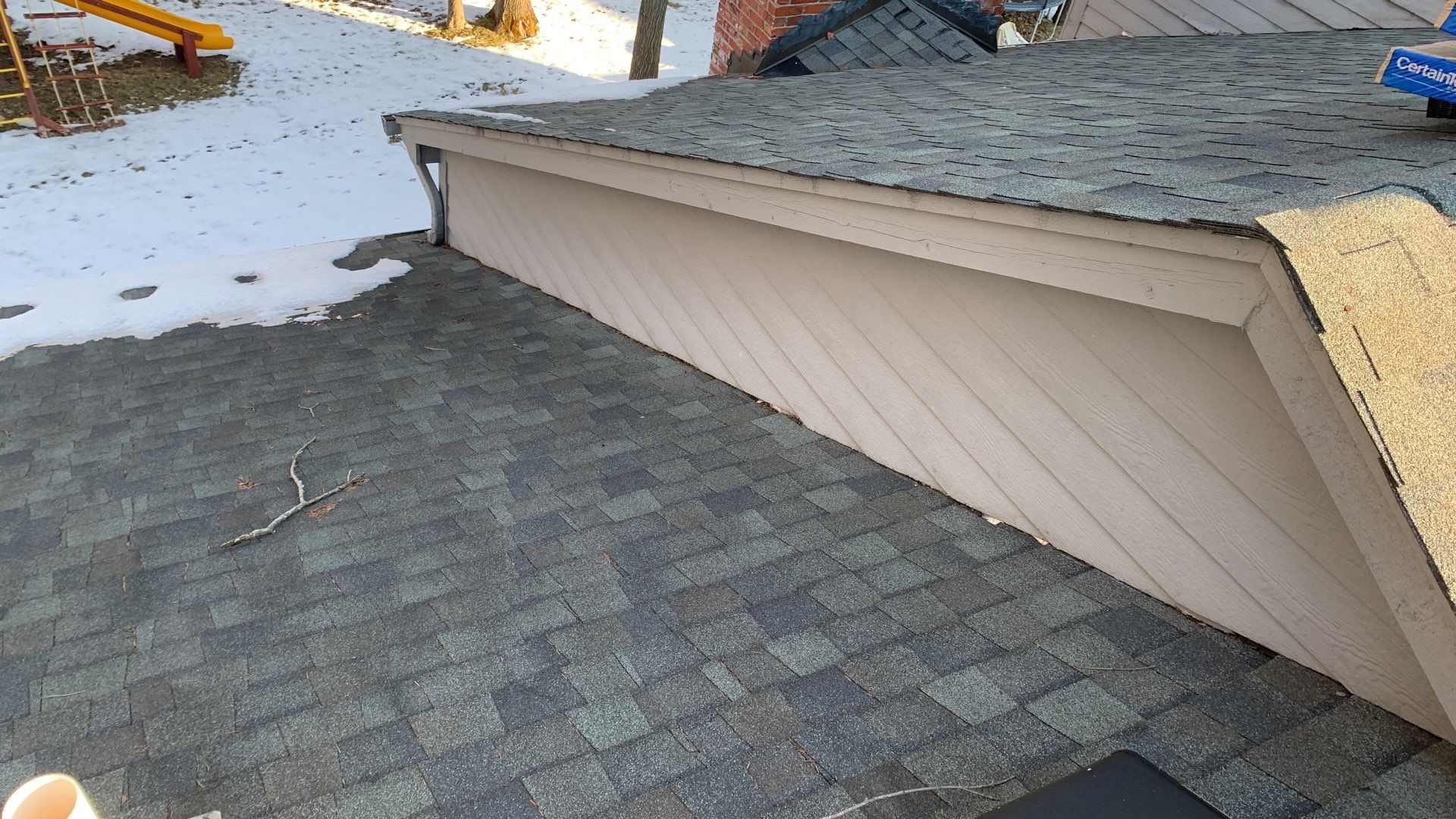 Roof Replacement using CertainTeed Landmark by 180 Contractors