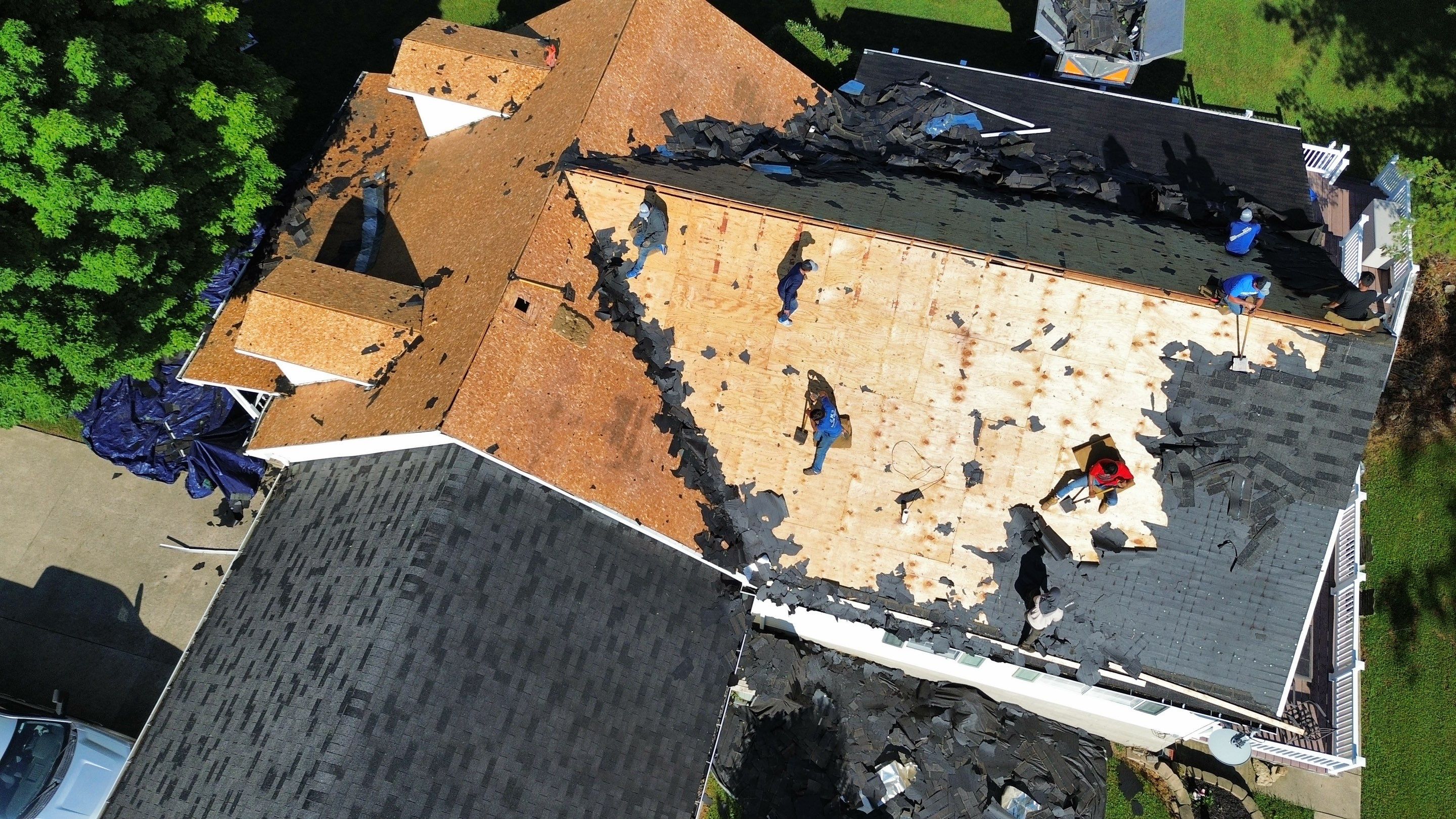 Residential Roofing Installation using Timberline HDZ Shingles - Charcoal by RoofX 