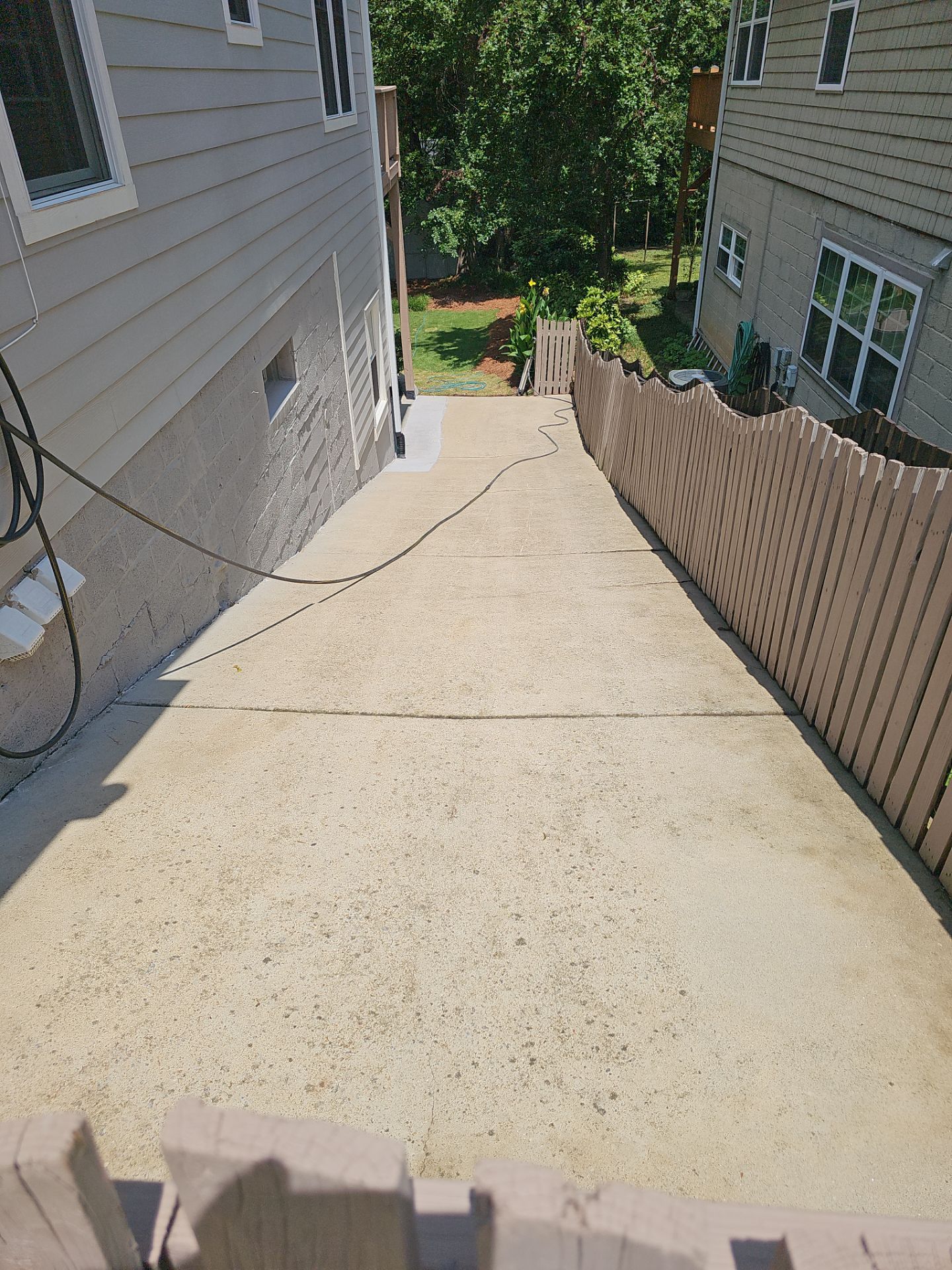 Exterior Painting, Deck Repair & Pressure Washing – Residential by Billy Weatherspoon Contractor