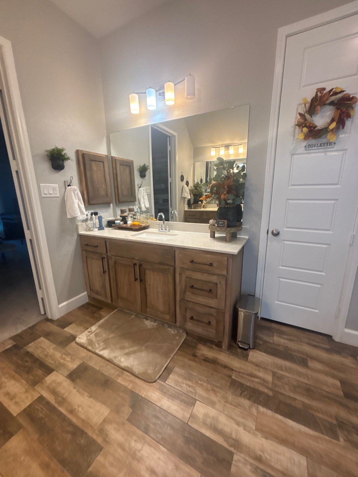 Master Bath (Onyx Collection) by New Bath Technologies
