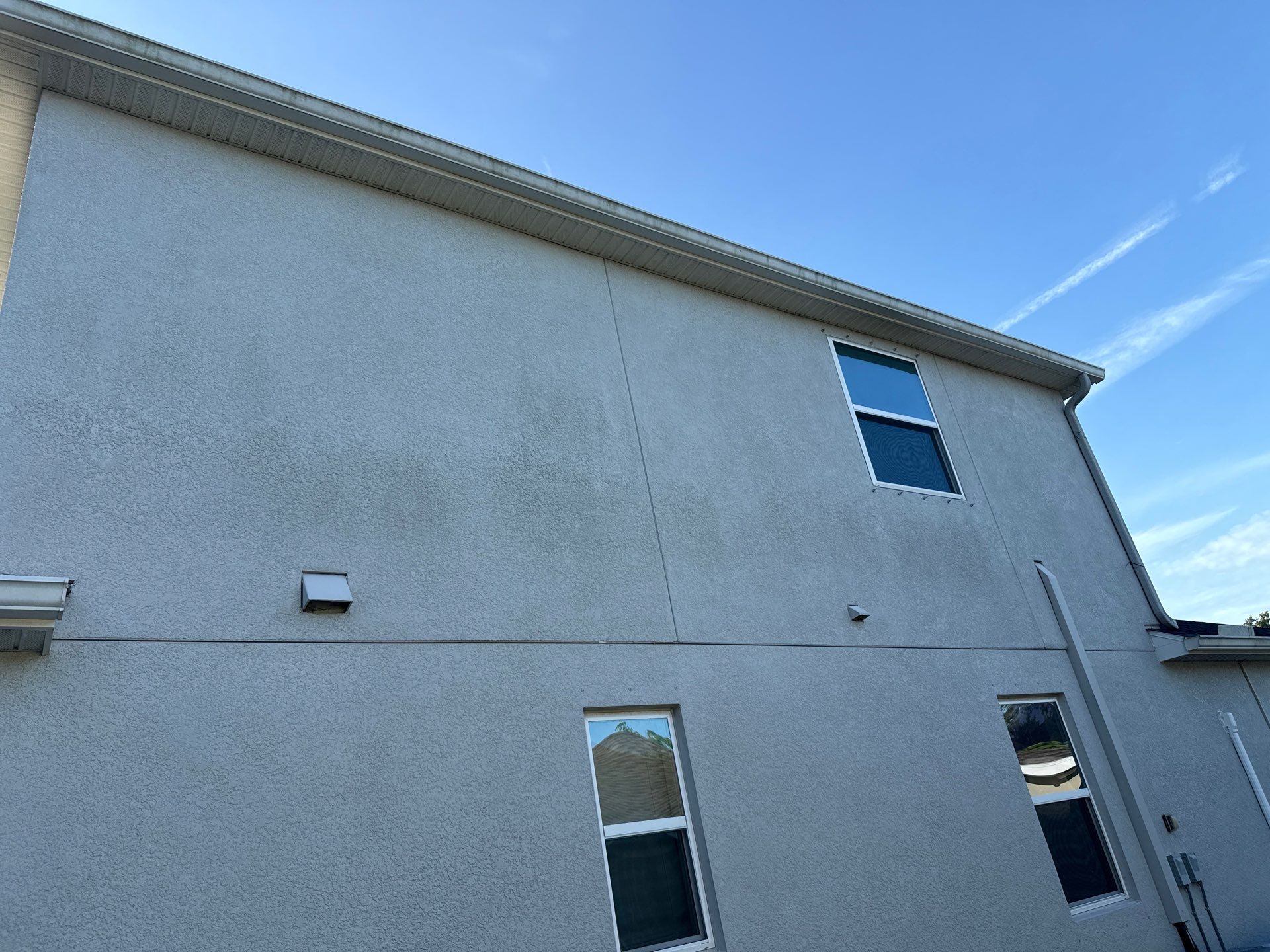 HOA-Required House Wash & Concrete Cleaning – Old Mill Preserve, Palmetto, FL by Sunshine AquaWash