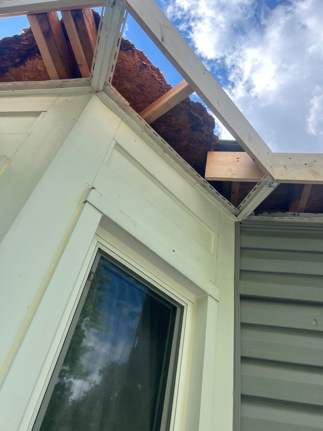 Alexandria: Residential Flat Roof Replacement with MuleHide TPO by RM Banning, Inc.