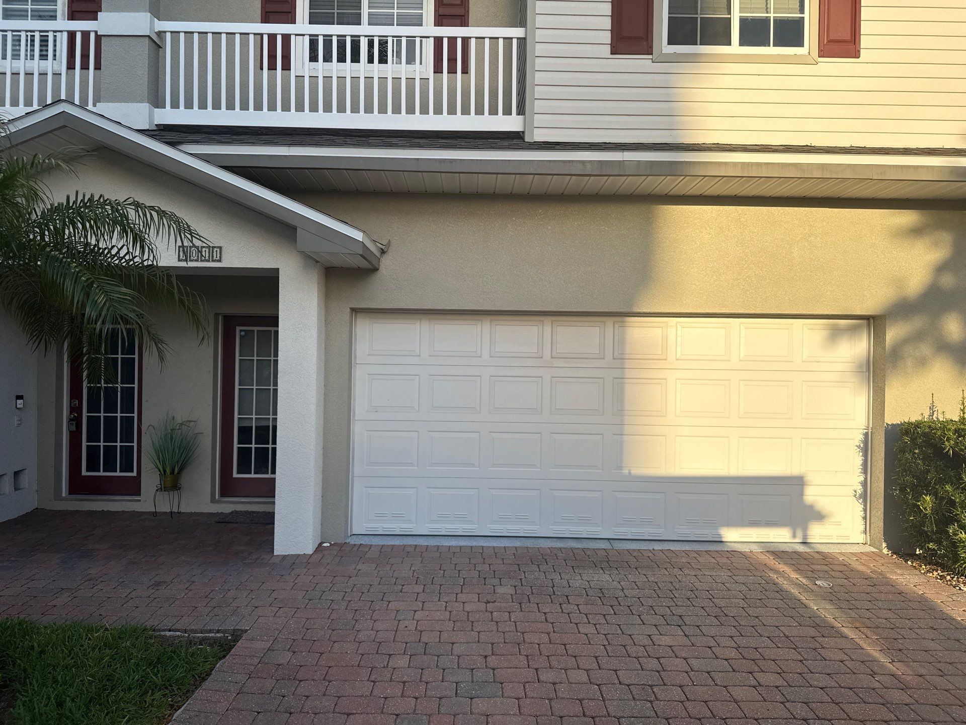 3-Story Townhome House Wash Near Manatee River | Riverbay Townhomes, Palmetto, FL by Sunshine AquaWash