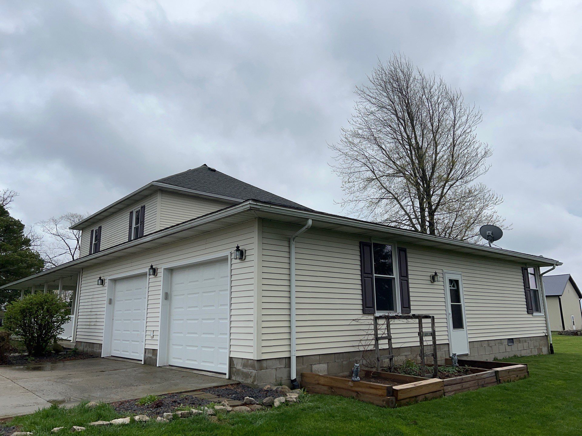 Wind-Resistant Metal Shingle Shake Roof Installation – Lima, Ohio by 4Ever Metal Roofing