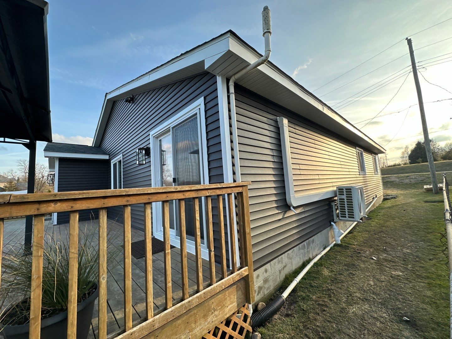 Siding Replacement using Certainteed Restoration Classic D4 by 180 Contractors