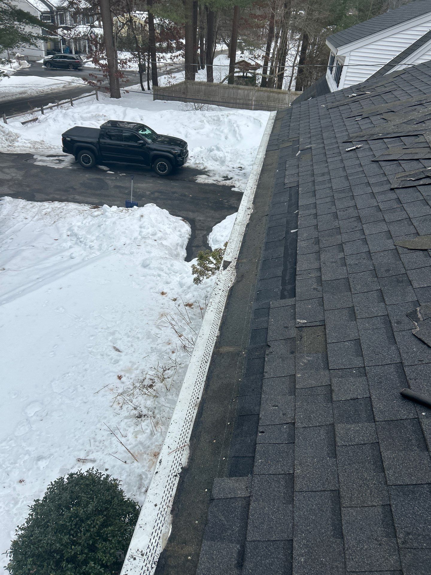 Ice Dam Removal & Snow Removal in Billerica, MA  by Mighty Dog Roofing of Greater Middlesex County