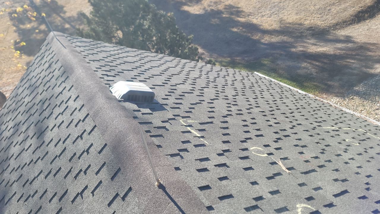 Parker McKean House  by Jireh 7 Roofing 