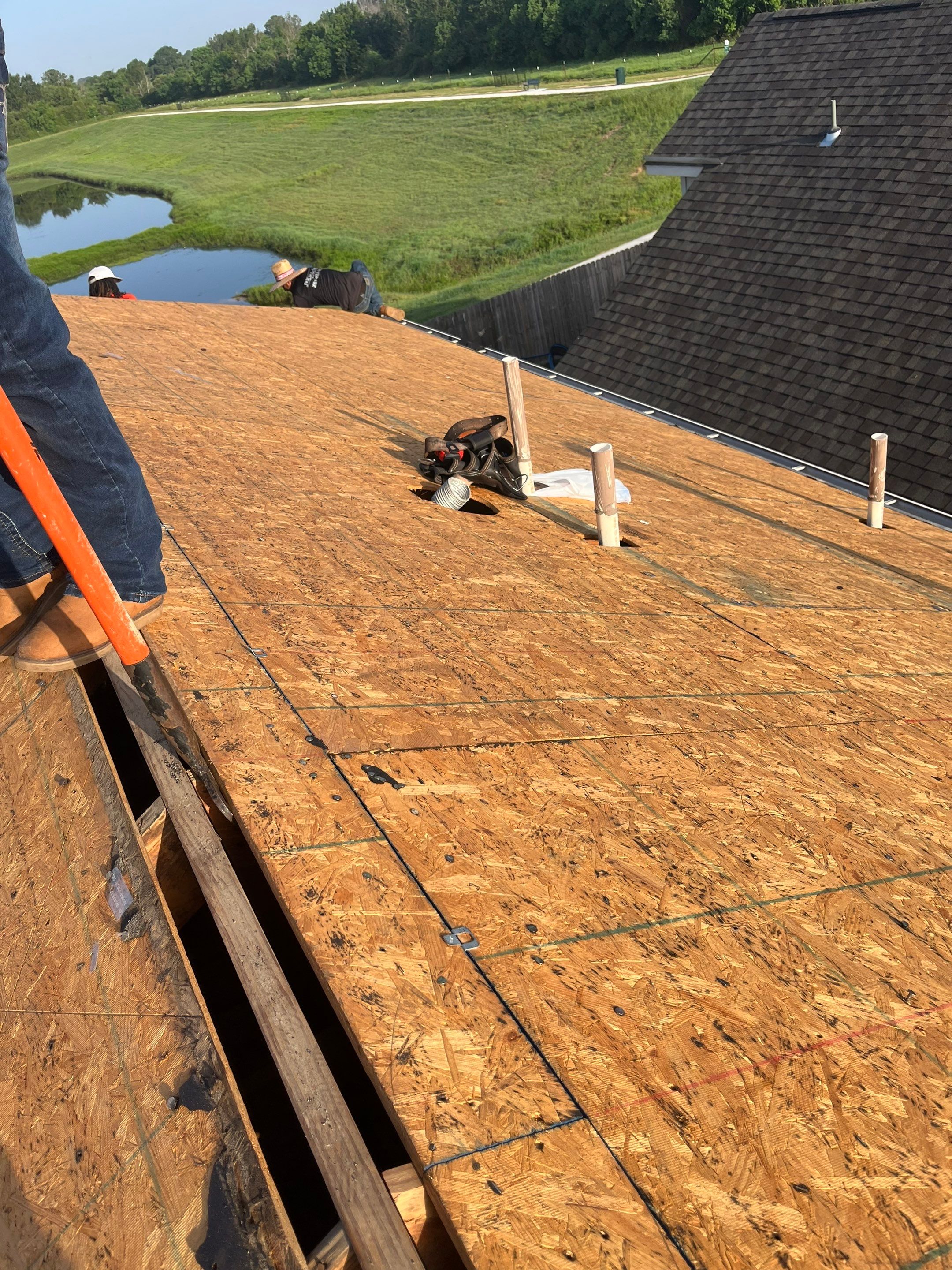 Residential Roofing Installation using Owen's Corning Duration (Lifetime) Shingles by Roof Repair Company
