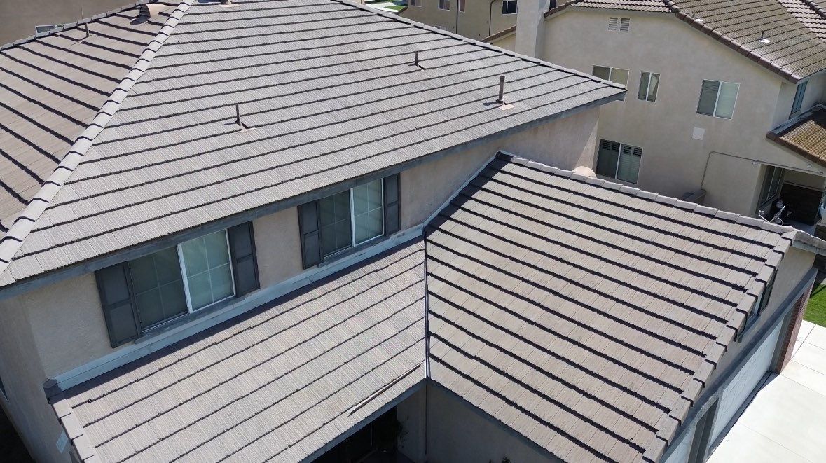 Roof Cleaning by Pirate Pete’s Power Washing