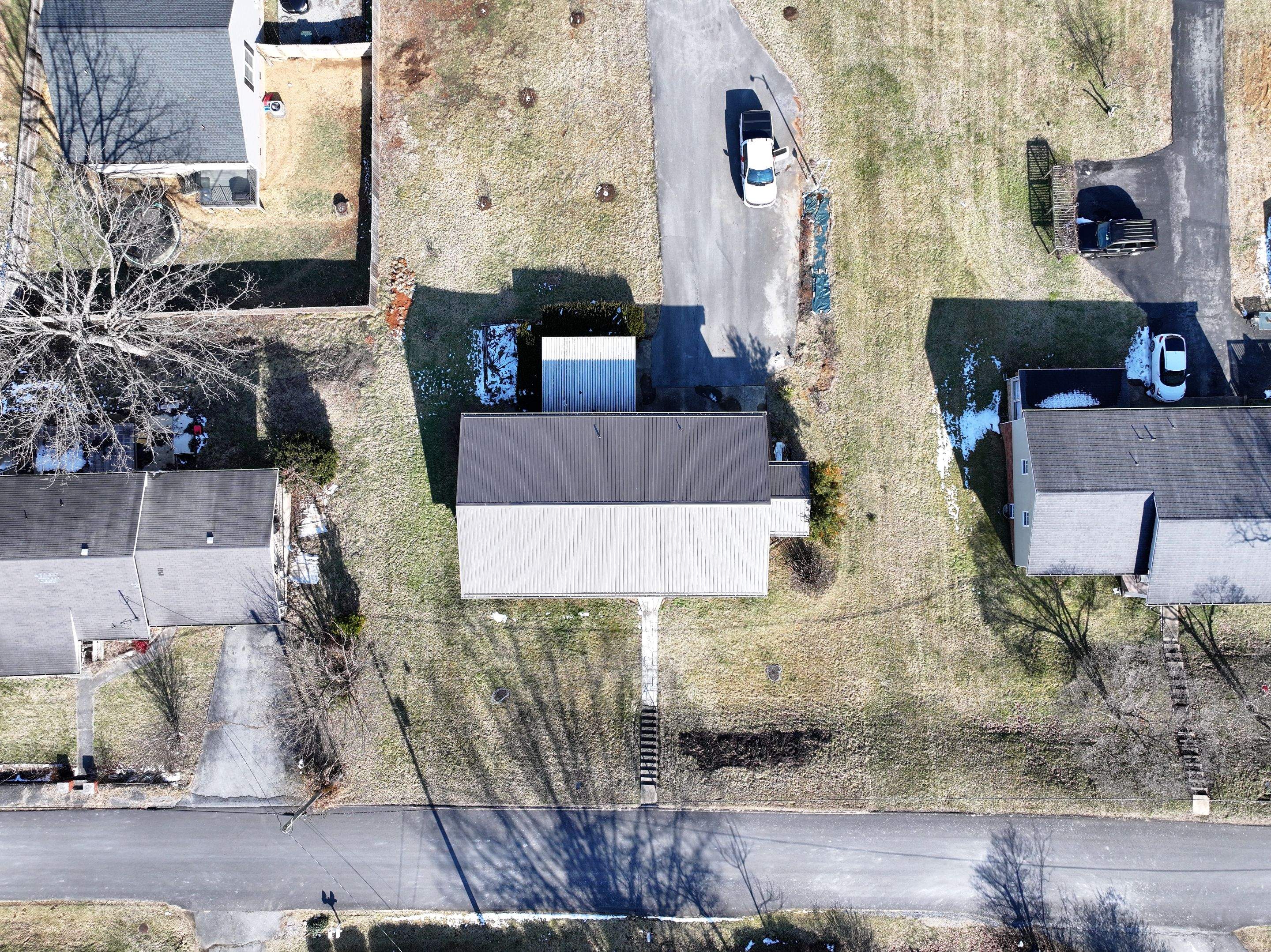 Lange Residence by Omnia Roofing