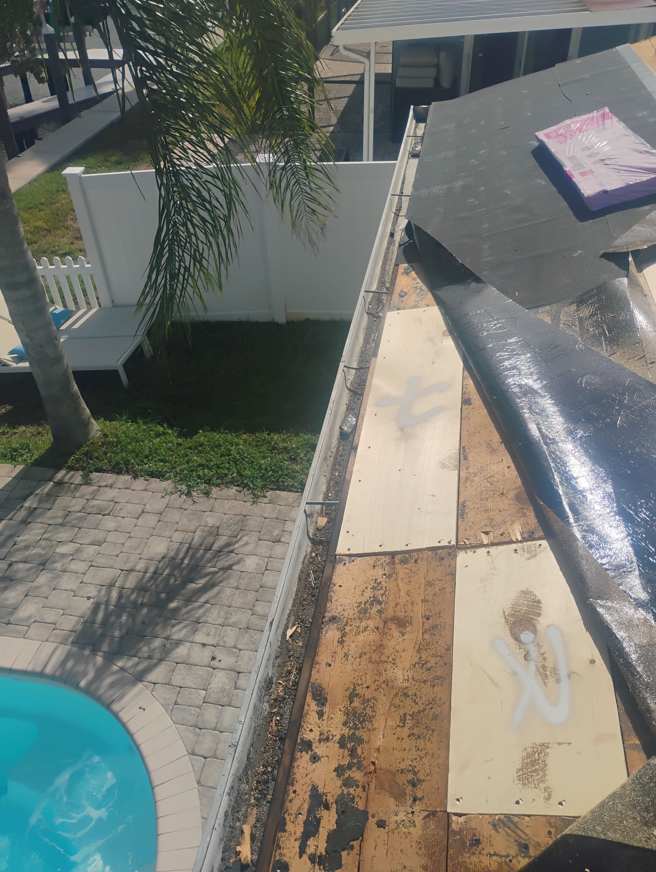 Project in St. Petersburg 33703 by Mitchell Roofing Company LLC 