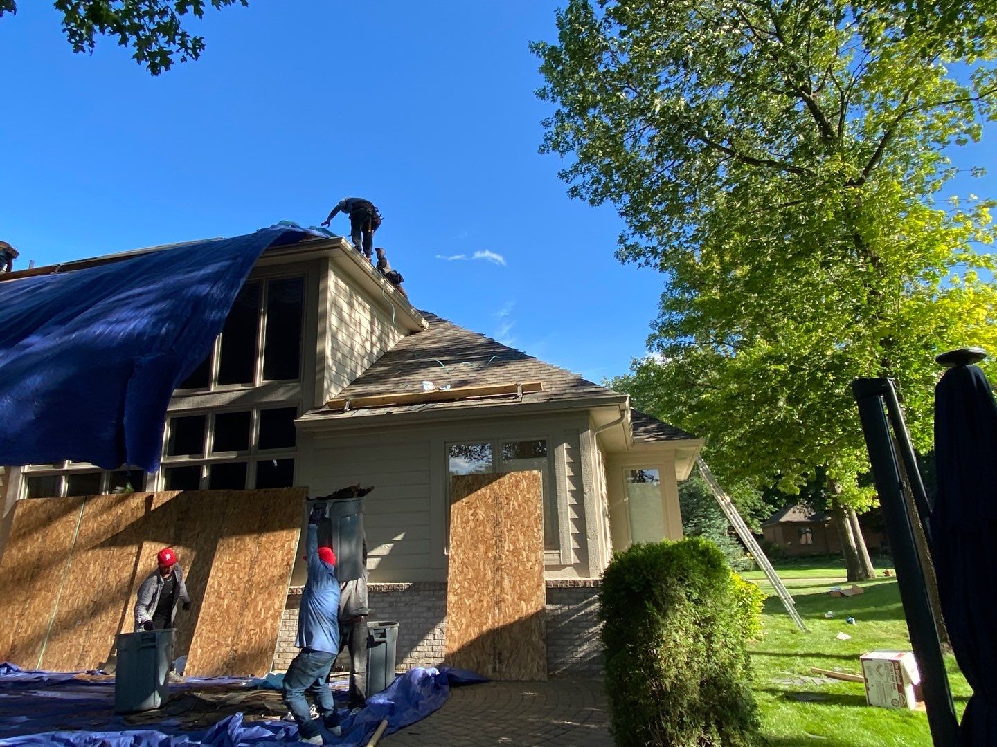 Roof Replacement using CertainTeed Landmark by 180 Contractors