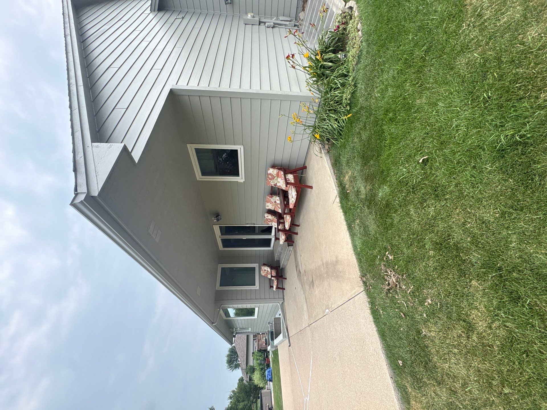 Full Exterior Painting and Siding Refresh in Hartford by Select Painting, Coatings & Garage Cabinets