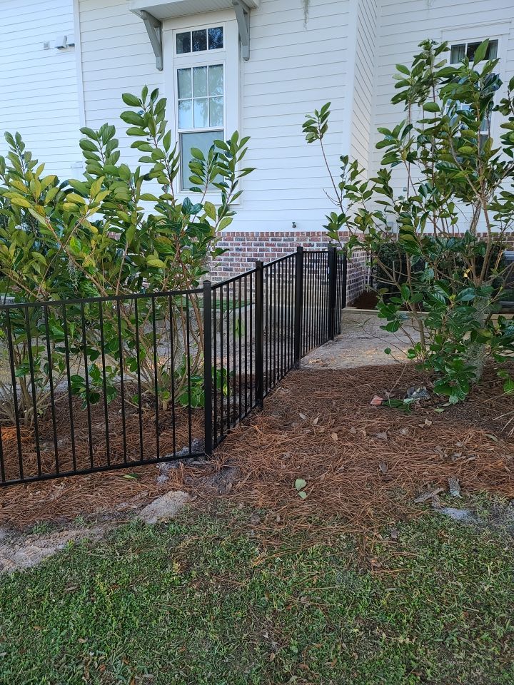 Black  4' Aluminum using Black 2 rail Aluminum by Hip Square Fence Inc.