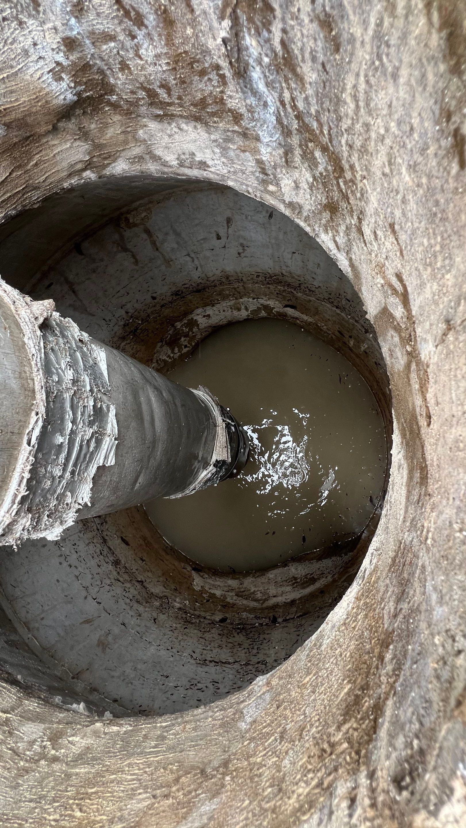 New Construction Commercial Parcel Stormwater System Cleaning by APS Power & Water