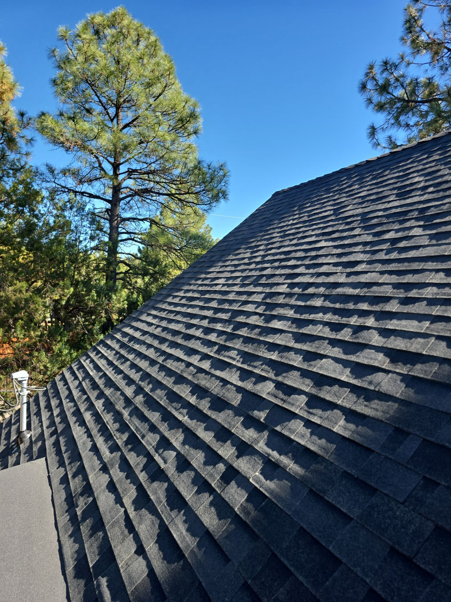 Midnight black in Lakeside by Slade Roofing