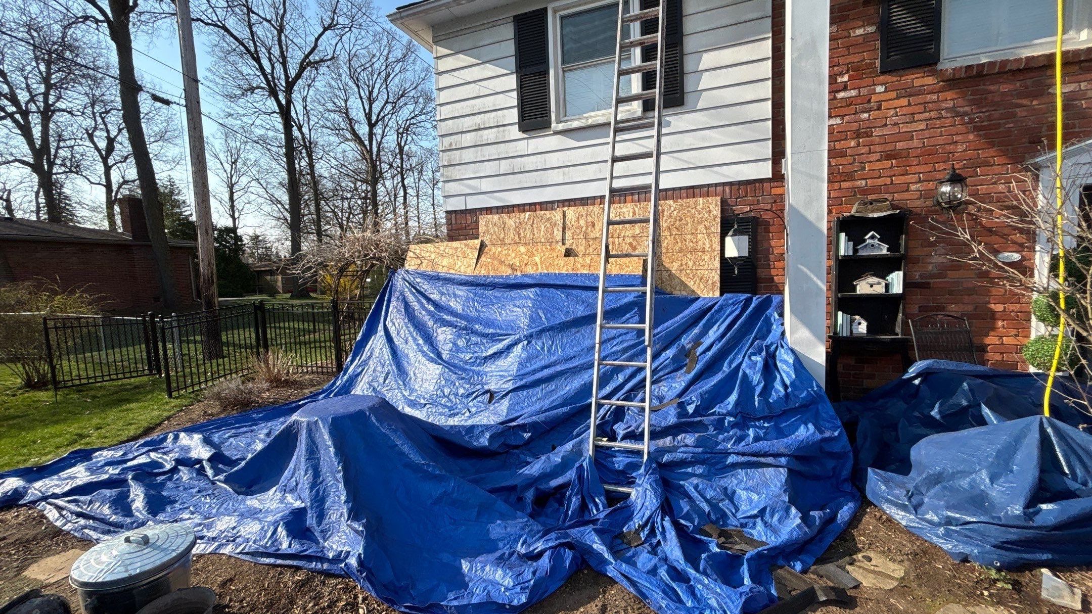 Roof Replacement using Owens Corning Onyx Black by 180 Contractors
