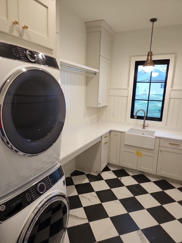 New home construction paint job by Cutting edge painting 