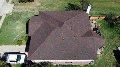 Residential Roofing Installation using Owens Corning Oakridge