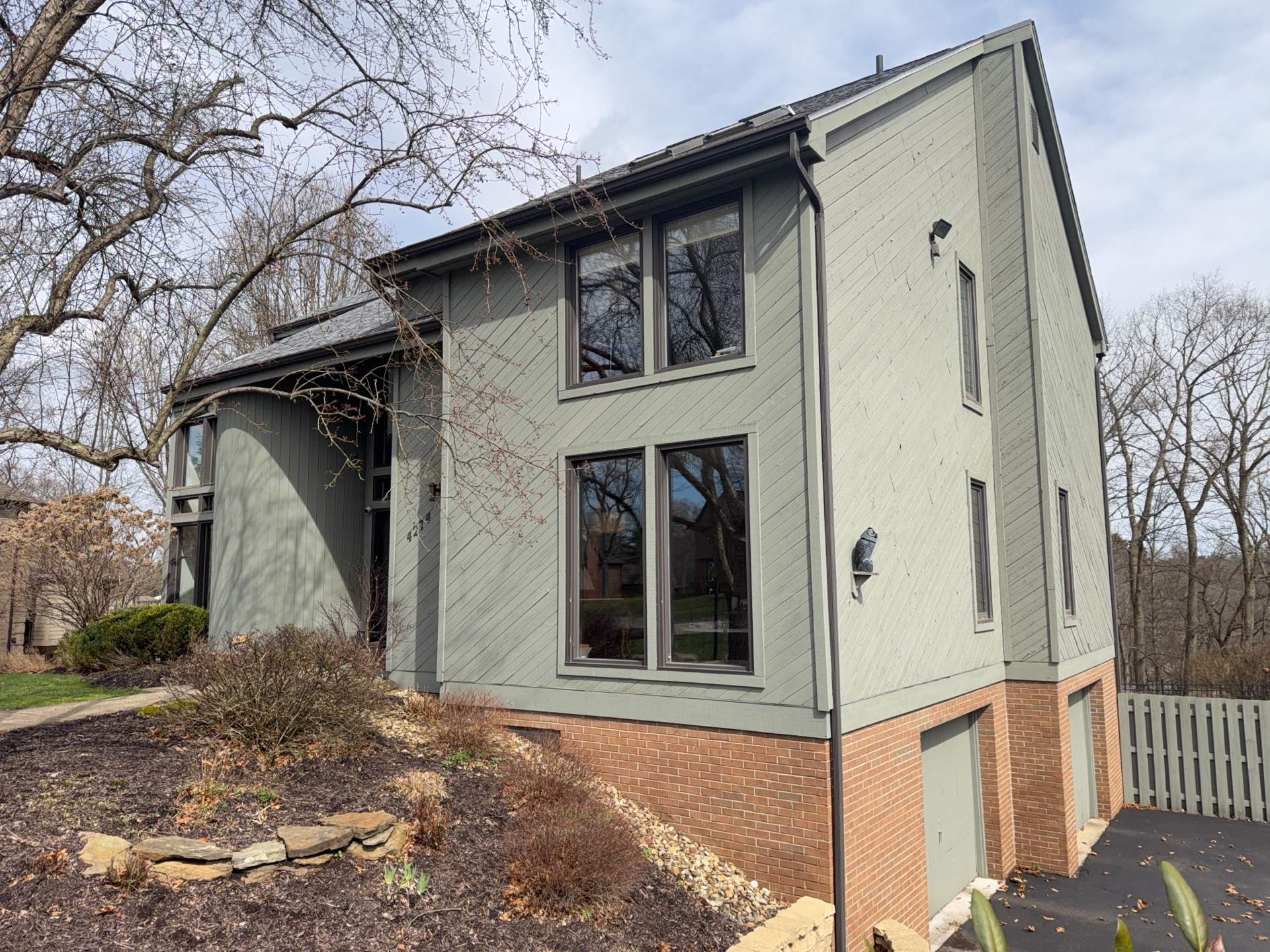 James Hardie Lap & Board and Batten in Aged Pewter at Allison Park by Ideal Siding Pittsburgh