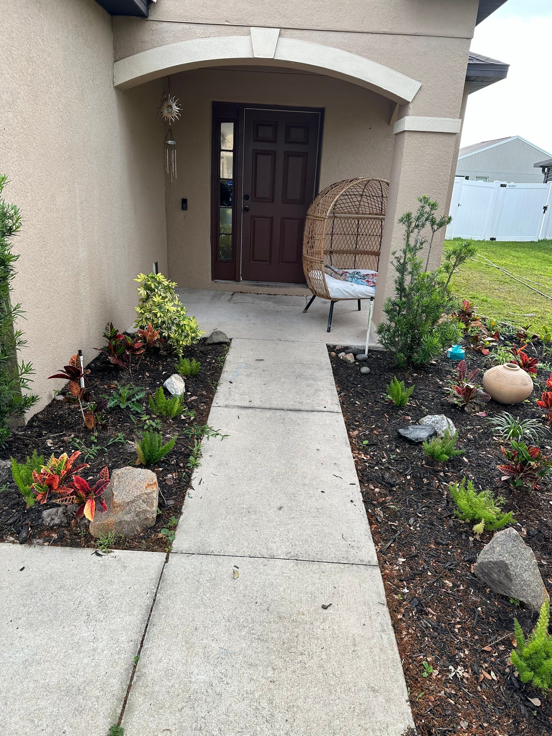 House Wash & Driveway Cleaning in Palmetto Estates Community, Palmetto, FL by Sunshine AquaWash