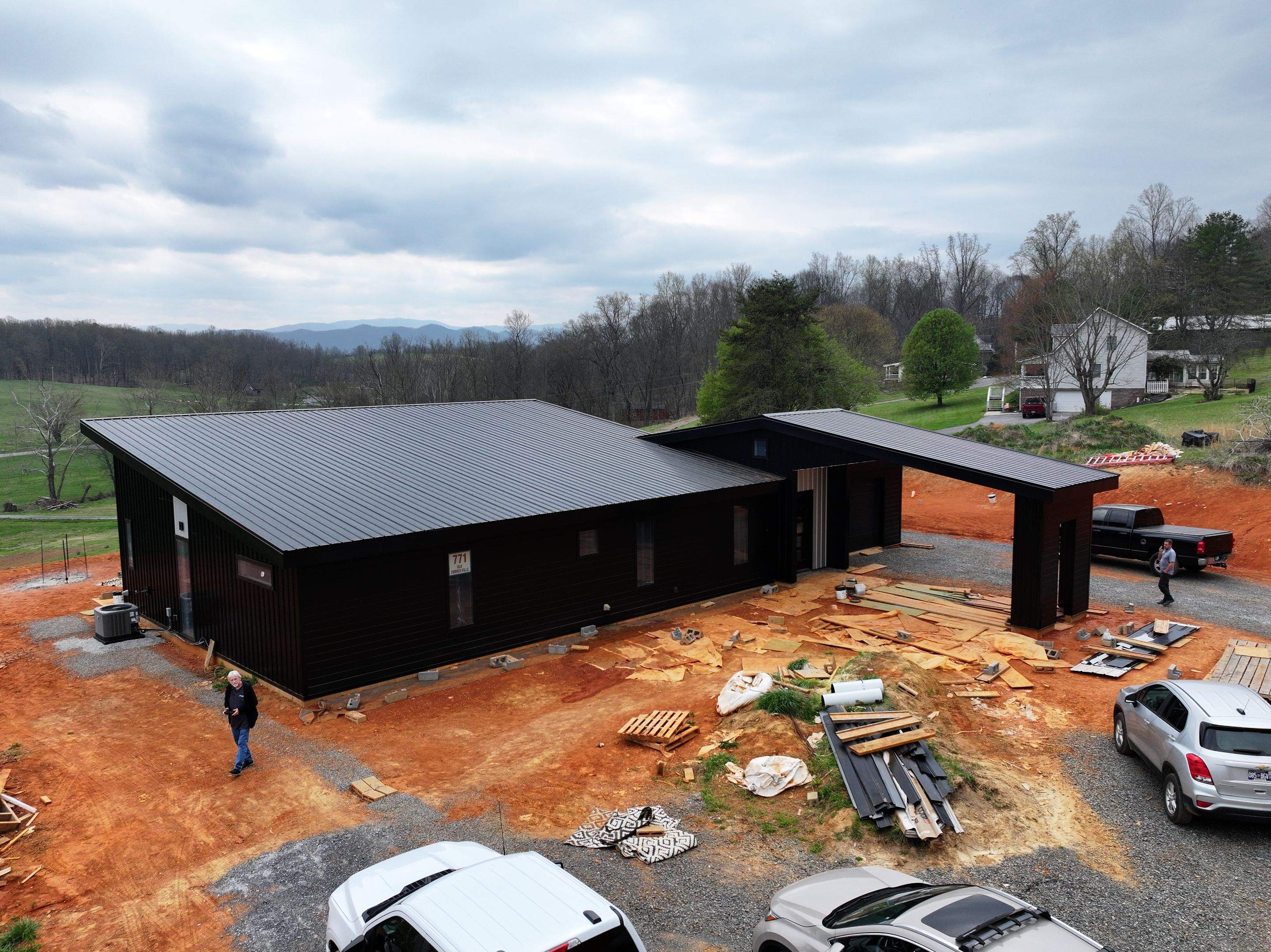 Titus Sr. Residence by Omnia Roofing
