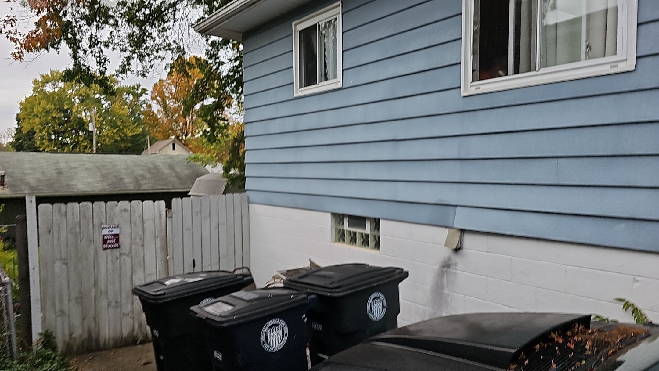 ATLAS PINNACLE COLOR: OYSTER SHELL DRIP EDGE: WHITE by Eagle Eye Roofing