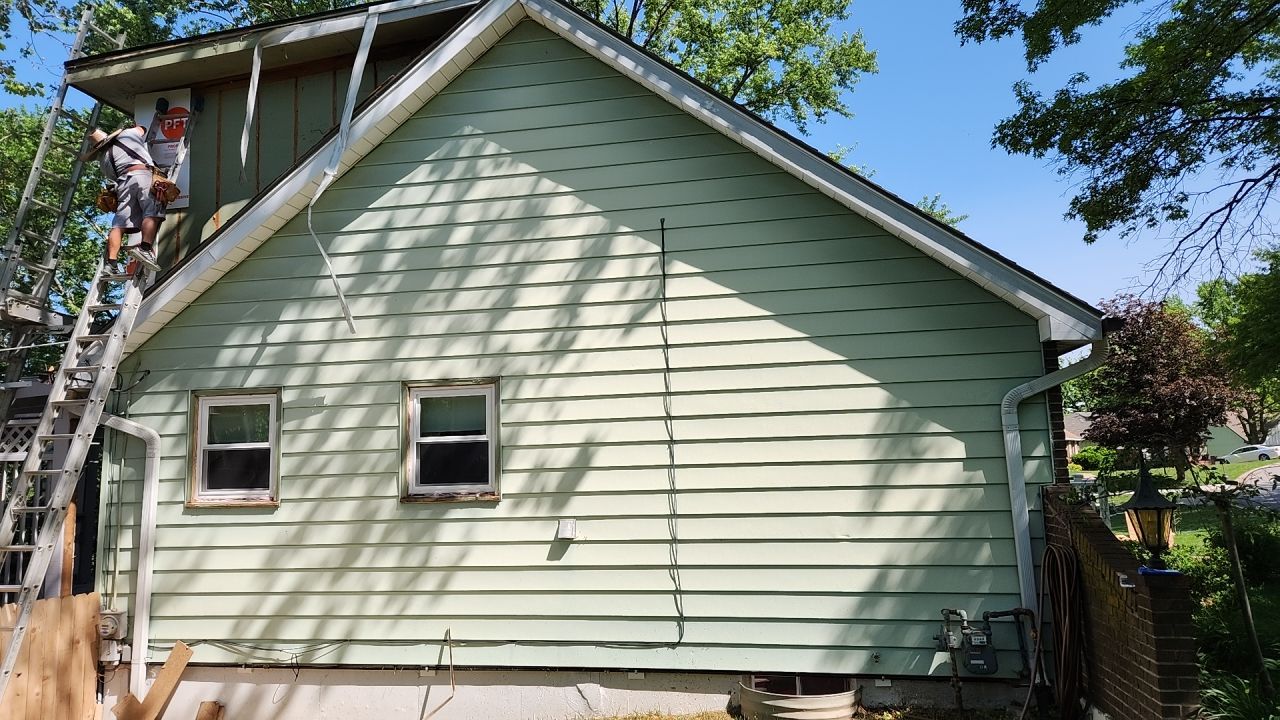 Siding Installation using Cypress by EEC Windows, Siding & Roofing