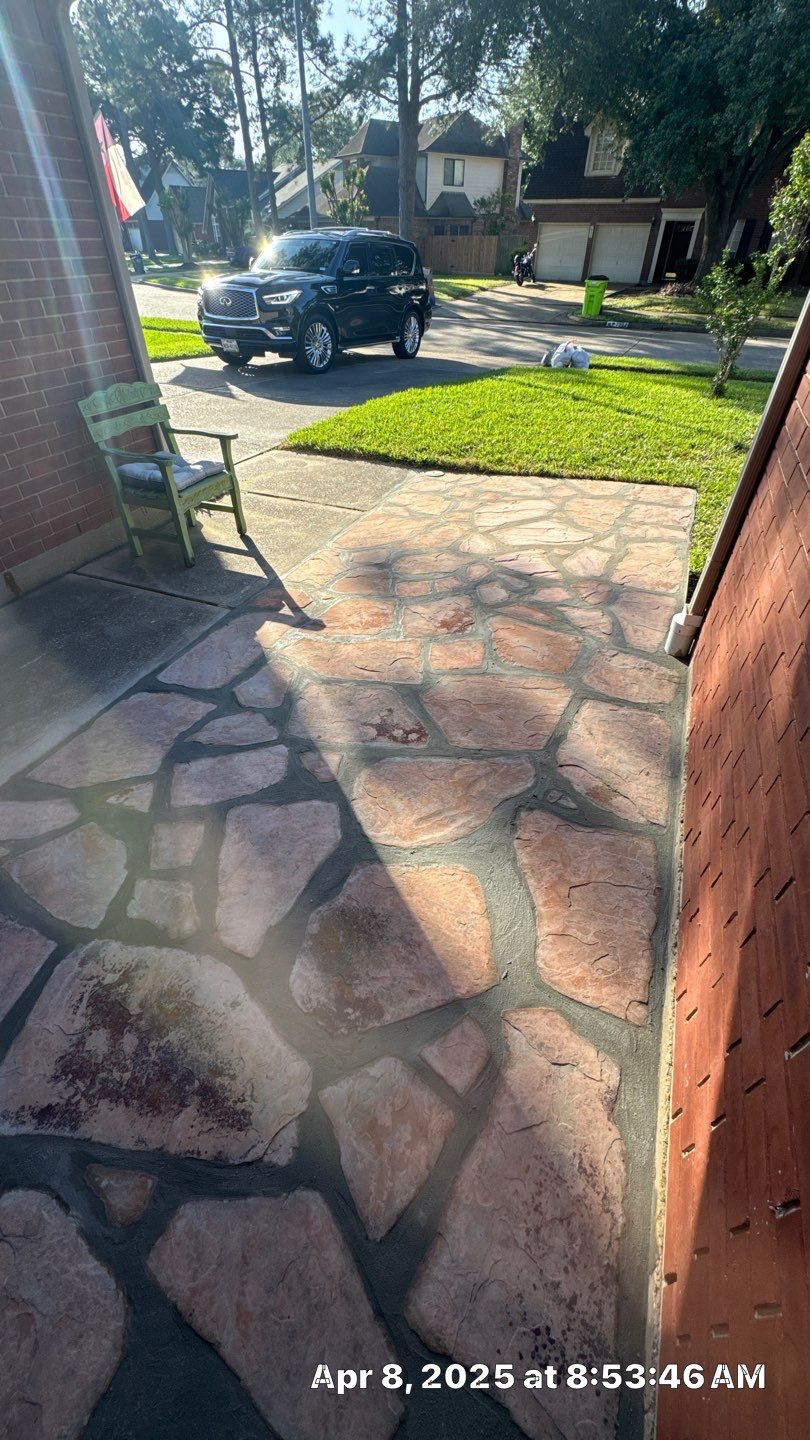 🏡 Mary Gray’s Entrance Transformation — Flagstone, Trim & Gutter Service by Texas Urban Elements
