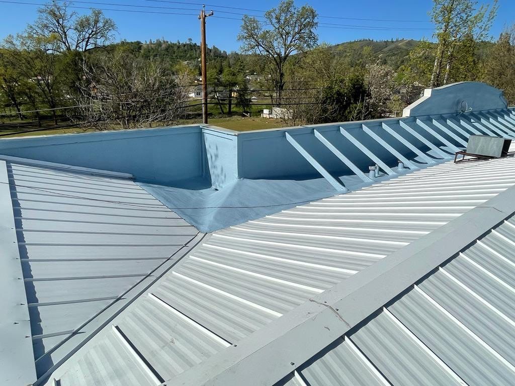 Foam Refurbish using Conklin Benchmark/PUMA XL coatings and spray foam by Straight Edge Roofing Inc