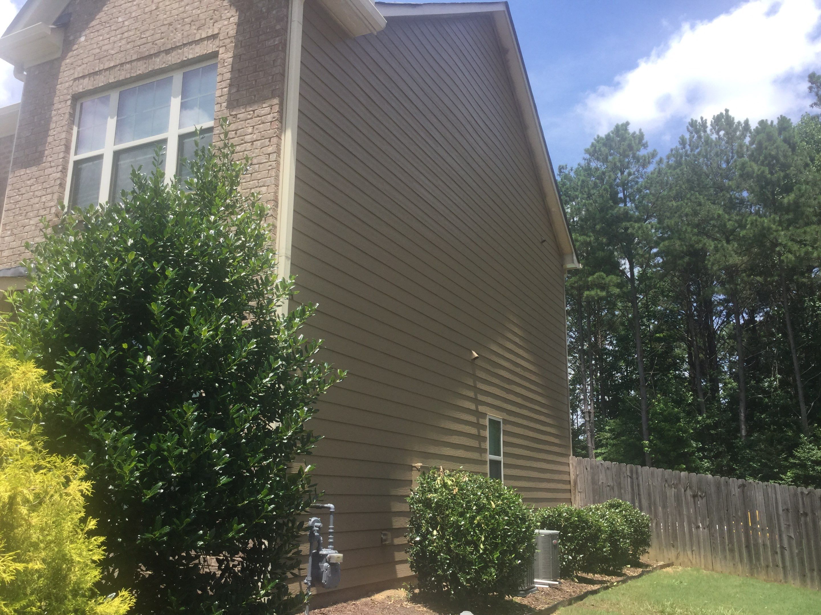Complete Exterior Residential Painting and Siding Refresh in Atlanta by Swift Home Renovations
