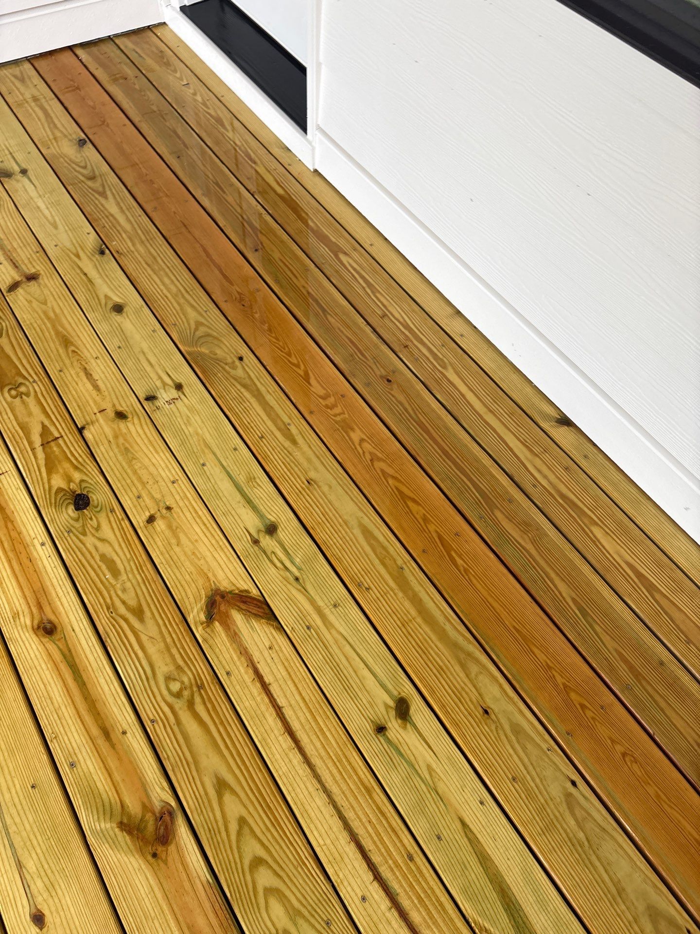 Deck using Wood Sealant by DuraSeal