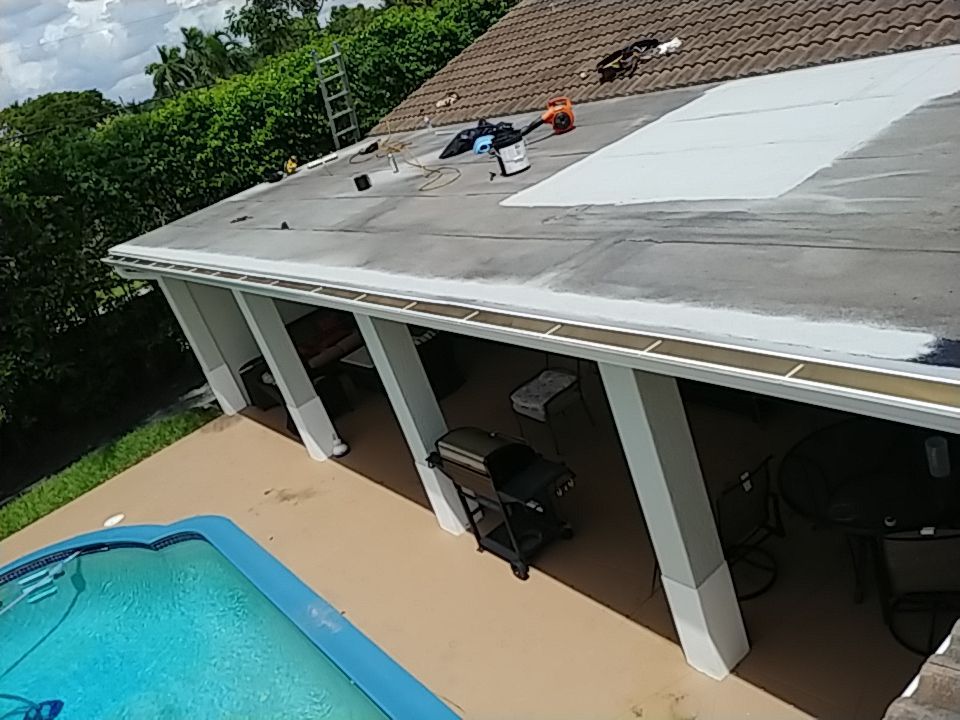 Flat Roof Leak Repair and Silicone Coating in Hollywood by Aastro Roofing