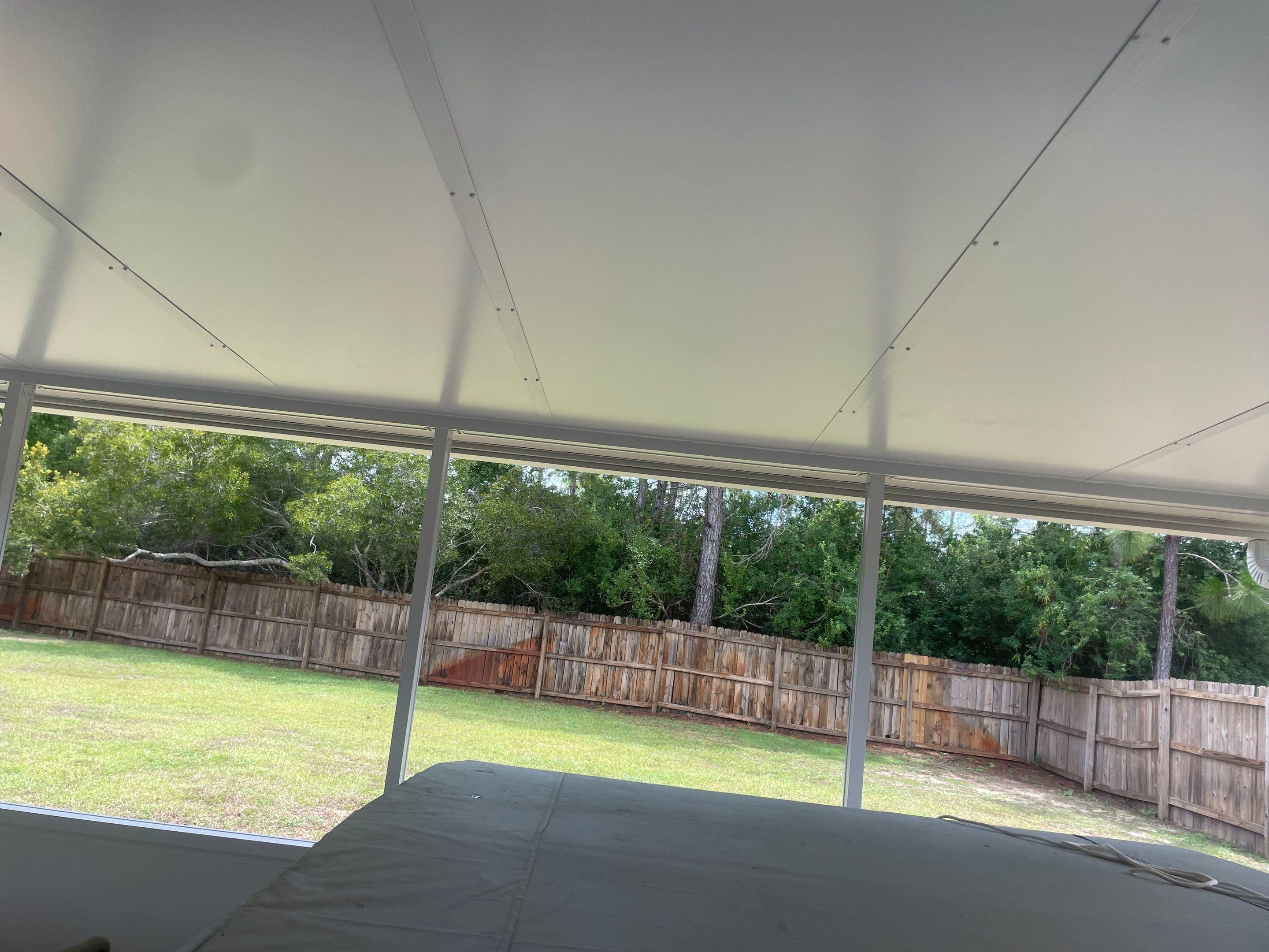 Screen Under in Navarre by Titan Sunrooms