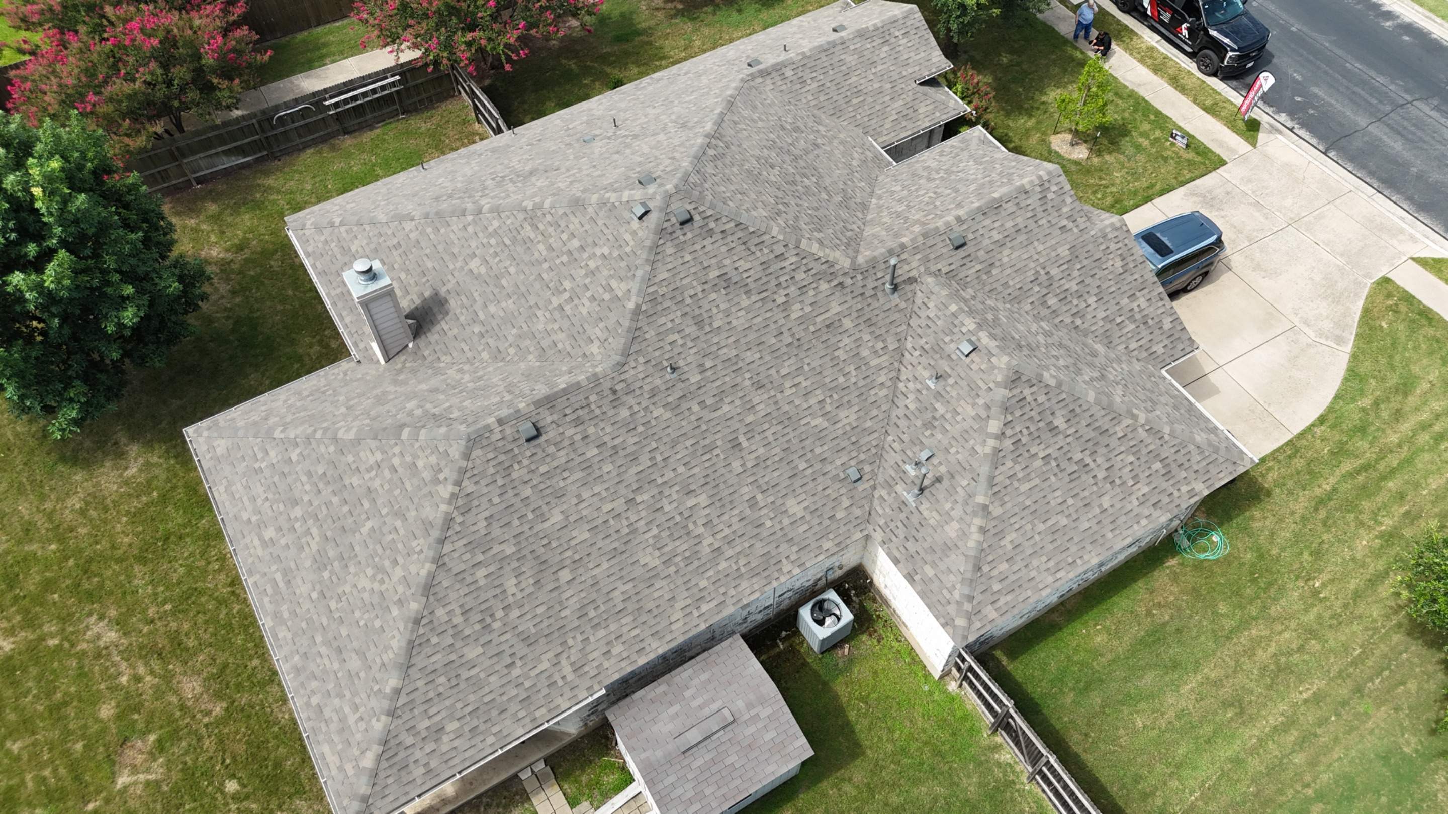 Weathered Wood - Malarkey Highlander by RoofsOnly.com